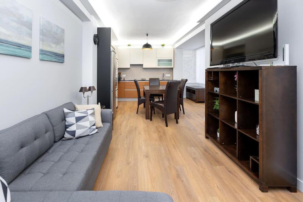 Precioso Piso Con Terraza En Centro De Granada Apartman Kültér fotó